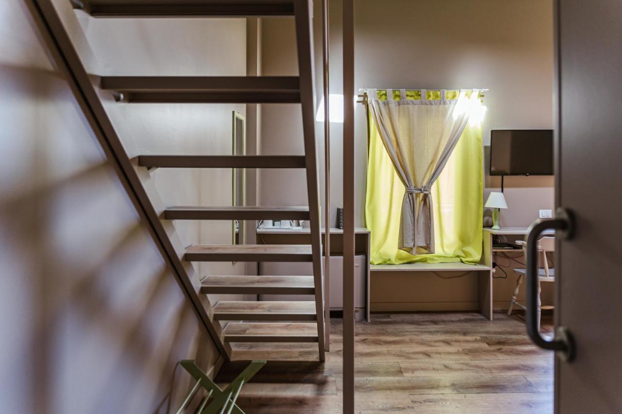 Double Room Split Level